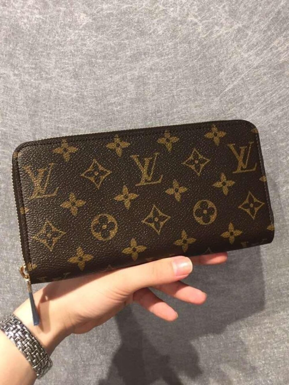 Stylish Louis Vuitton wallet